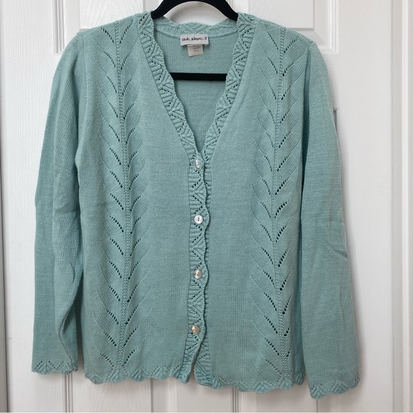 🎃SOLD🎃Vicki Wayne’s Blue Cardigan Made in USA - Picture 1 of 3
